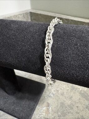 Sarah Coventry Silver Twisted Rope Link Bracelet